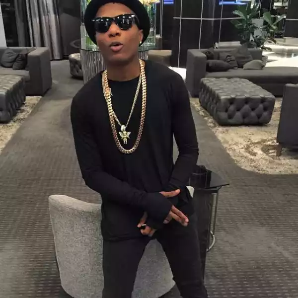 Uganda Court Issues Arrest Warrant For Wizkid And His Manager, Orders Interpol To Arrest Them